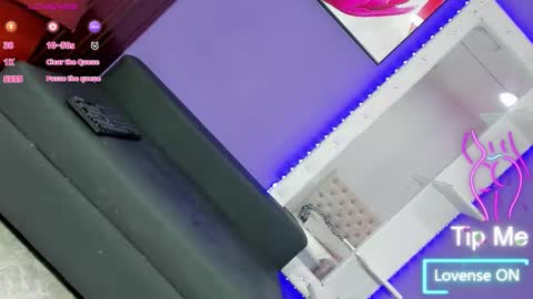 Snapshot of valentina_horny777 chatting on 09.30.25 valentina_horny777 online show from 09.30.25