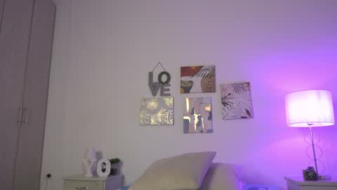 Snapshot of valentina_king18 chatting on 01.10.25 VALENTINA online show from 01.10.25