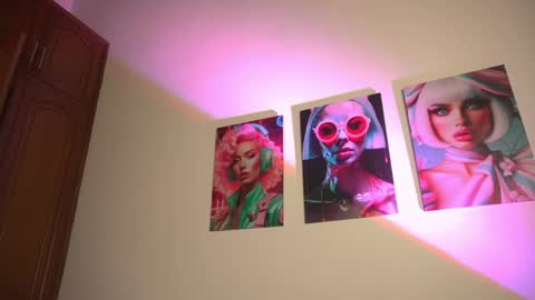 VALENTINA online show from 04.25.26
