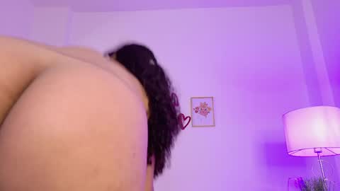 VALENTINA online show from 06.04.26