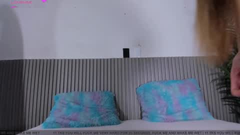 Snapshot of valentina_lux1 chatting on 03.21.26 Valentina online show from 03.21.26