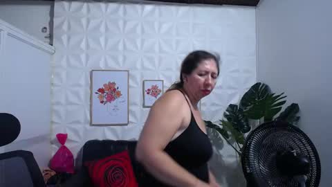 Valentina  online show from 01.29.25