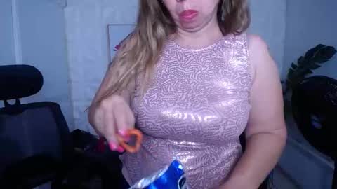 Valentina  online show from 09.18.25