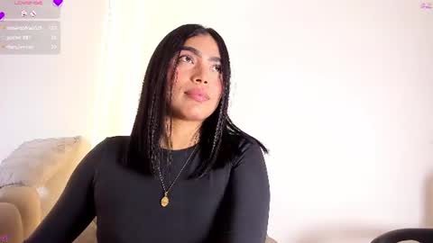 Snapshot of valentina_noa chatting on 07.06.26 Valentina online show from 07.06.26