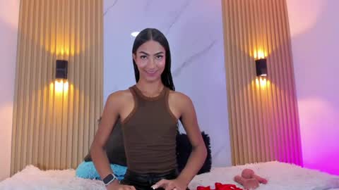 valentinaliux_ online show from 07.13.26