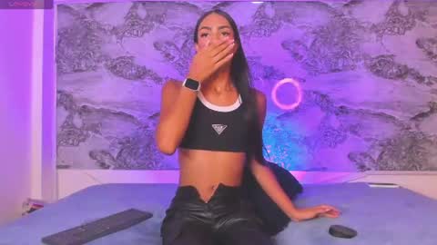 valentinaliux_ online show from 07.29.26