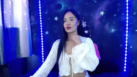 valentinarojass_ online show from 02.13.26