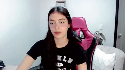 Valentina  online show from 11.11.25