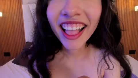 Valentine online show from 05.22.26