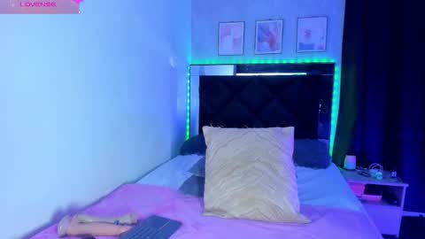 valentinehells online show from 03.14.26