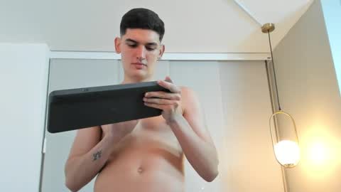 ValentinoCerati online show from 12.03.24