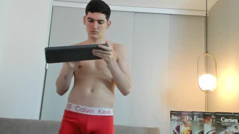 ValentinoCerati online show from 12.15.24