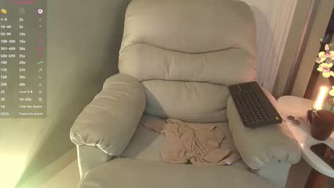 Valentino online show from 02.27.25