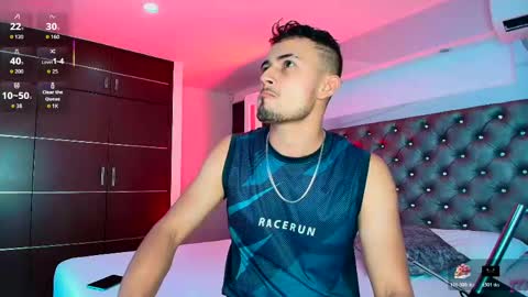 Snapshot of valentinos_ chatting on 05.21.26 Valentinos online show from 05.21.26