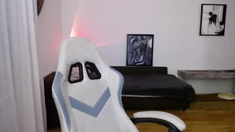 Valentina online show from 10.15.25