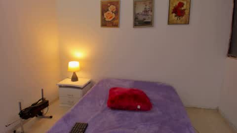 Snapshot of valeri_10 chatting on 10.23.25 valeri_10 online show from 10.23.25