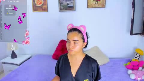 Snapshot of valeri_10 chatting on 11.16.25 valeri_10 online show from 11.16.25