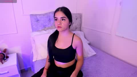 Snapshot of valeri_10 chatting on 12.16.25 valeri_10 online show from 12.16.25