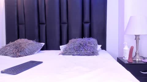 Snapshot of valeri_tafur chatting on 02.07.25 valeri_tafur online show from 02.07.25