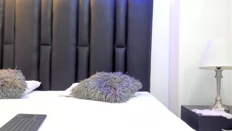 Snapshot of valeri_tafur chatting on 02.28.25 valeri_tafur online show from 02.28.25