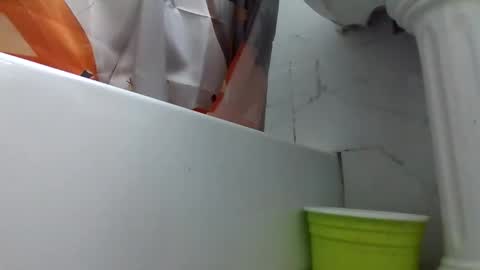 Valeria online show from 10.27.25