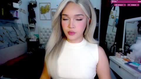 Snapshot of valeria_nikia chatting on 02.05.26 VALERIA online show from 02.05.26