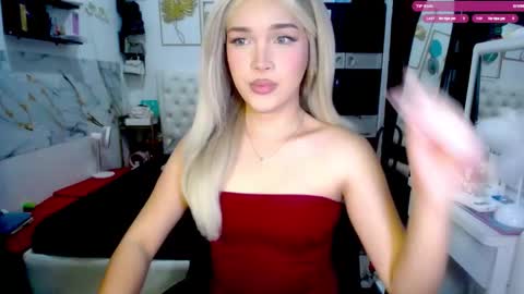 Snapshot of valeria_nikia chatting on 02.11.26 VALERIA online show from 02.11.26