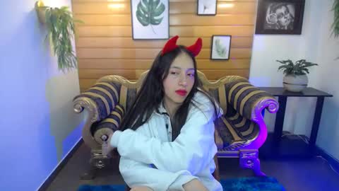 Valeria online show from 02.19.25