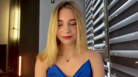 Snapshot of valeria_shydreamer chatting on 01.24.25 Valeria online show from 01.24.25