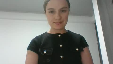 Snapshot of valeriafrannco chatting on 03.01.26 valeriafrannco online show from 03.01.26