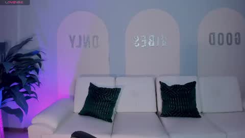Valeria online show from 06.25.26