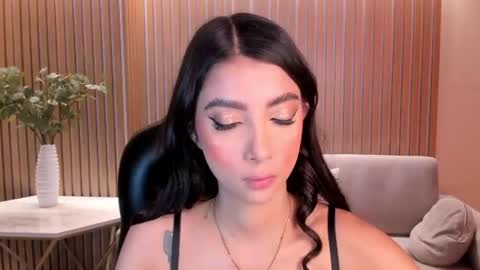 Snapshot of valeriavelvet chatting on 07.03.26 Vale online show from 07.03.26