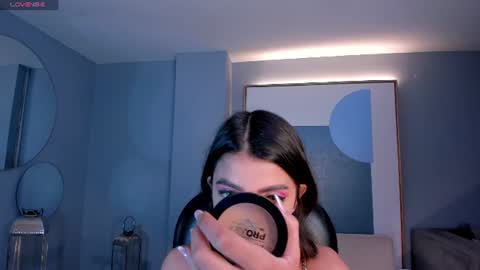 Snapshot of valeriavelvet chatting on 07.11.26 Vale online show from 07.11.26