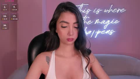 Snapshot of valeriavelvet chatting on 07.28.26 Vale online show from 07.28.26