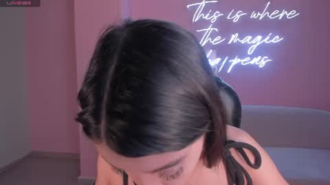 Snapshot of valeriavelvet chatting on 07.30.26 Vale online show from 07.30.26