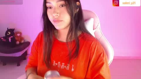 Snapshot of valeribell1 chatting on 05.05.26 Valeri online show from 05.05.26