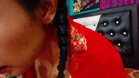 Snapshot of valerie_mase chatting on 01.17.25 vale online show from 01.17.25