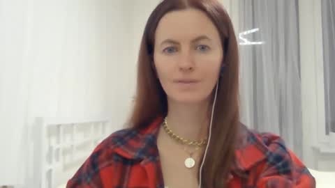 Snapshot of valerie_rose777 chatting on 12.01.24 valerie_rose777 online show from 12.01.24