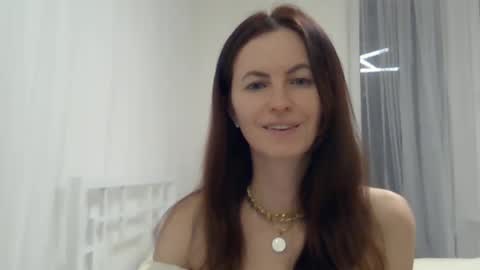 Snapshot of valerie_rose777 chatting on 12.21.24 valerie_rose777 online show from 12.21.24