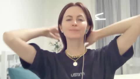 Snapshot of valerie_rose777 chatting on 01.11.25 valerie_rose777 online show from 01.11.25