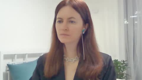 Snapshot of valerie_rose777 chatting on 02.01.25 valerie_rose777 online show from 02.01.25