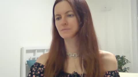 Snapshot of valerie_rose777 chatting on 03.01.25 valerie_rose777 online show from 03.01.25