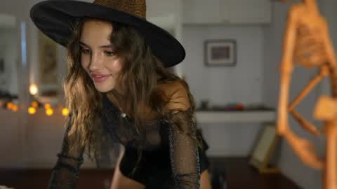 Snapshot of valerieh chatting on 10.31.25 Valerie online show from 10.31.25