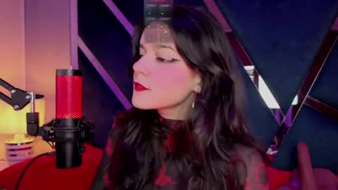 Snapshot of valeriekay_ chatting on 06.19.26 Valeria online show from 06.19.26