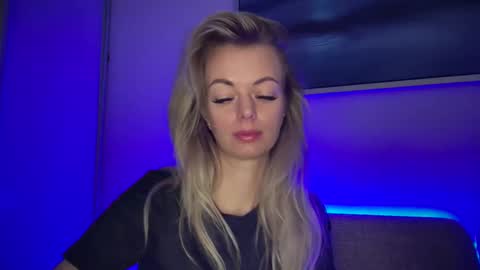 Valerie  online show from 02.19.26