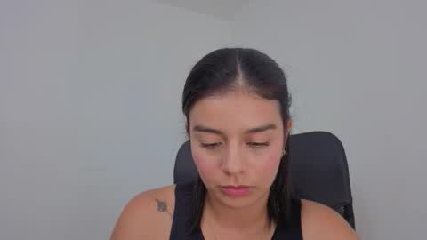 Snapshot of valerihouse chatting on 10.26.25 Juli C online show from 10.26.25