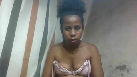 Snapshot of valerinezah chatting on 03.08.26 valerinezah online show from 03.08.26