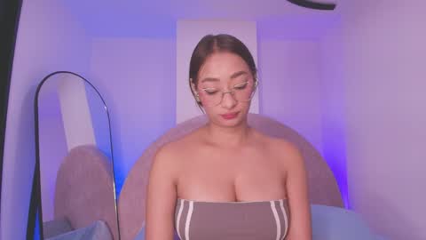 Valeryn online show from 04.29.26