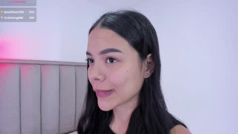 Snapshot of valery__nova chatting on 01.12.25 Cris online show from 01.12.25