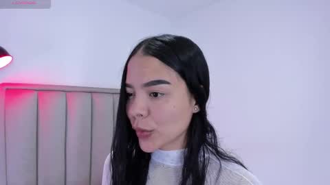 Snapshot of valery__nova chatting on 11.04.25 Cris online show from 11.04.25